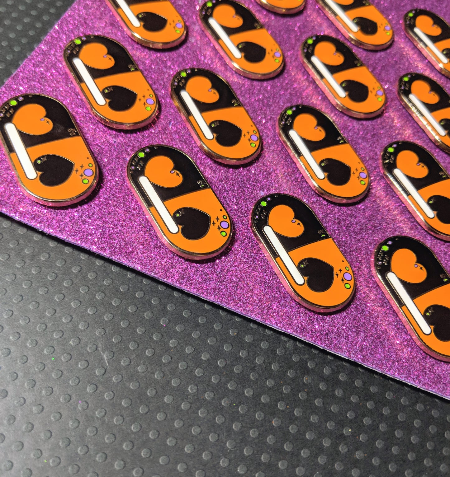 Halloween Menhera capsule enamel pin